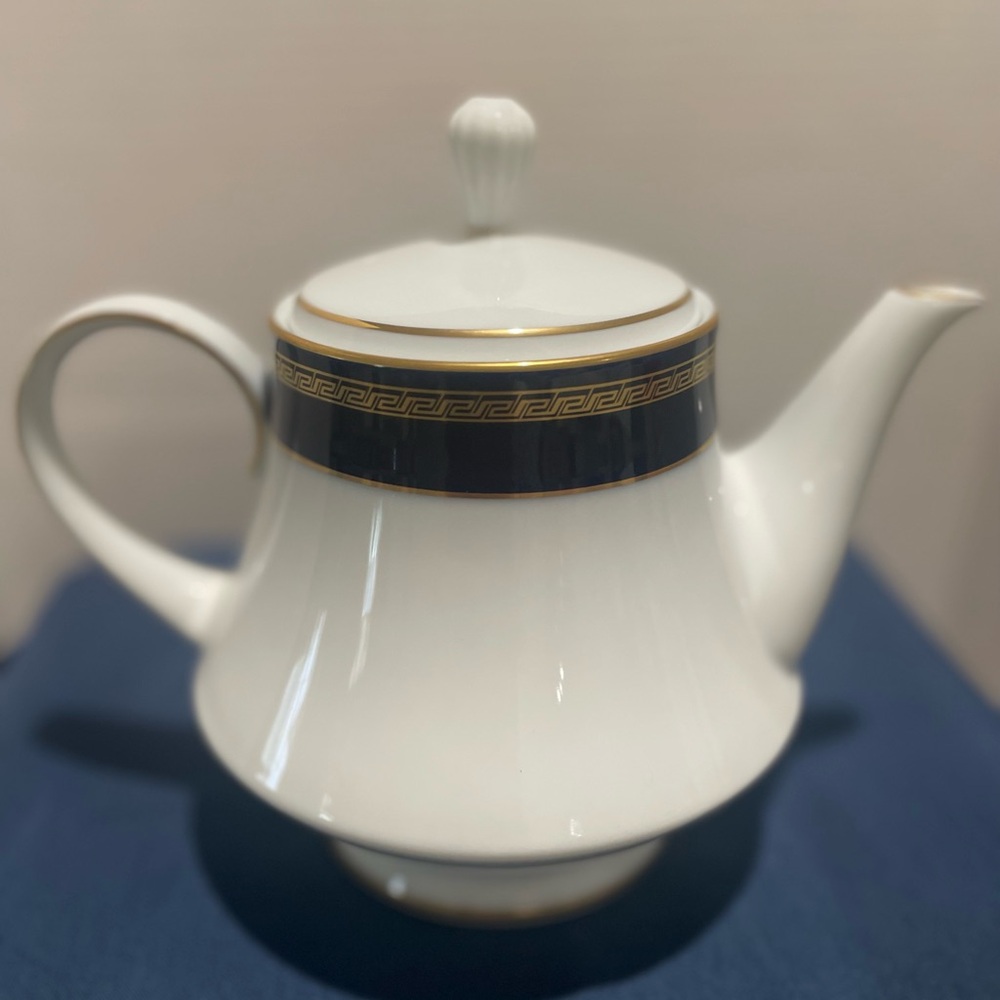 Large Noritake Teapot